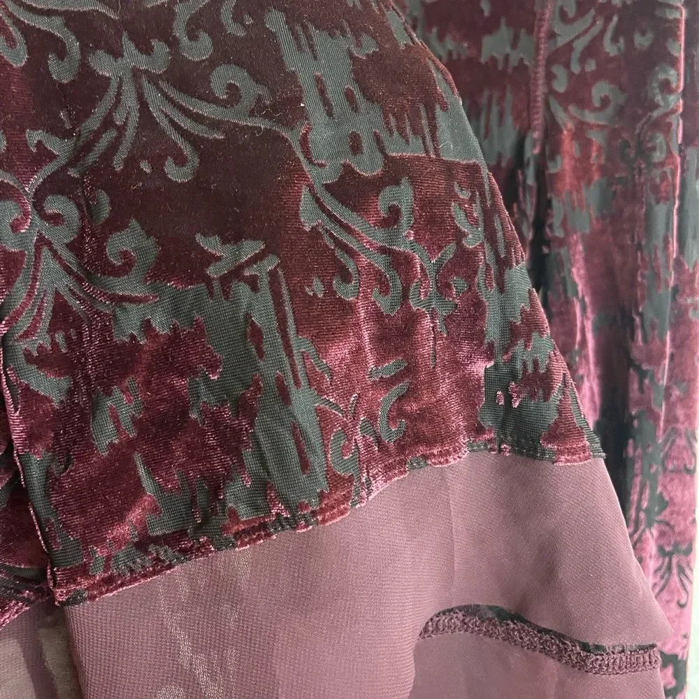 Simply Vera Wang crushed velvet shirt - size medium (burgundy)